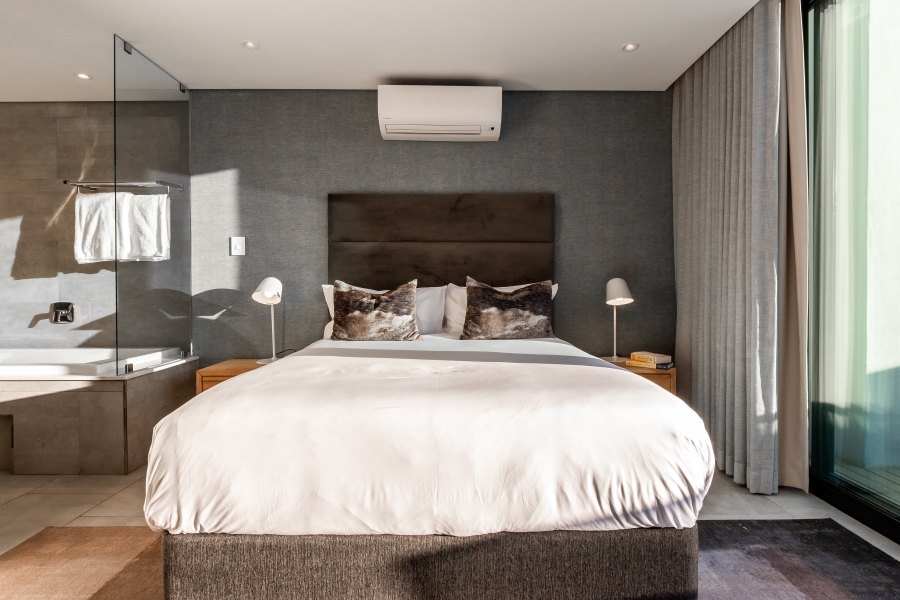 5 Bedroom Property for Sale in Camps Bay Western Cape